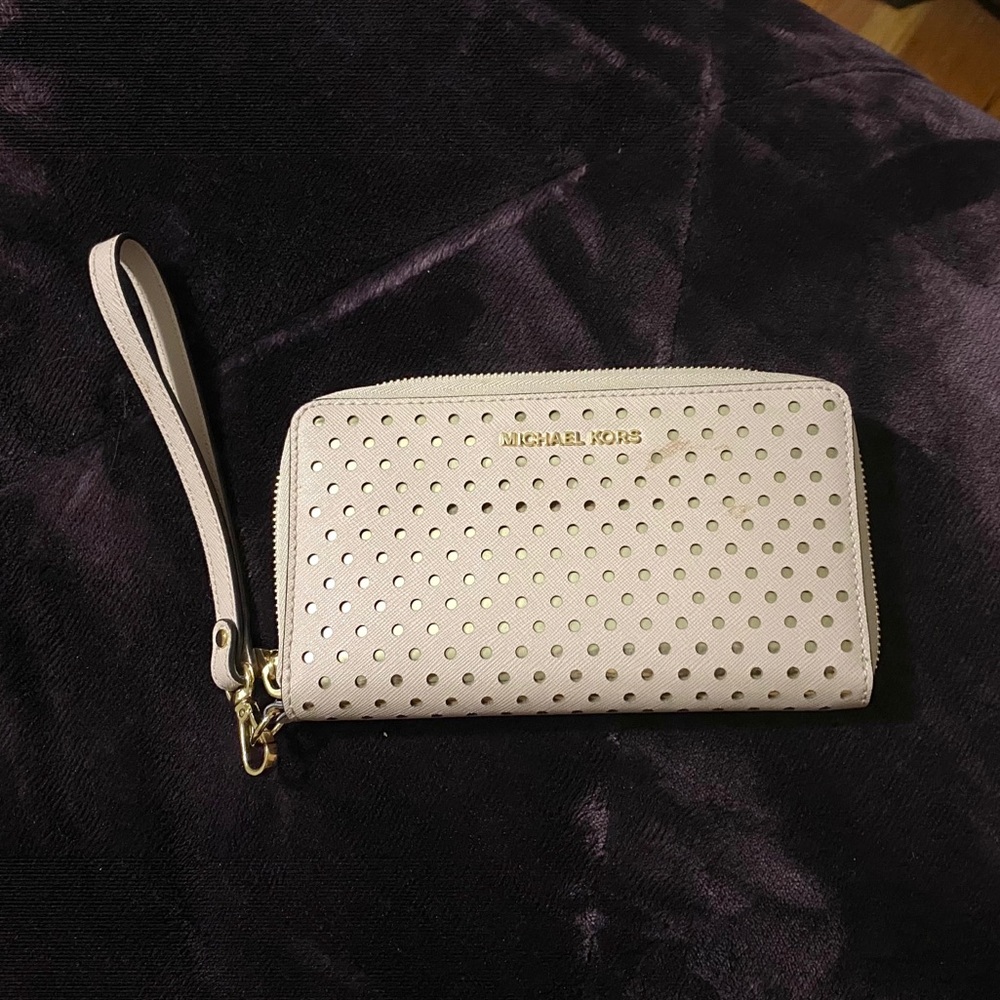 Michael Kors Wristlet